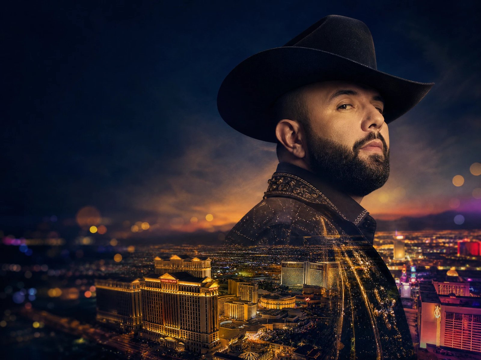 Retrato artístico de Carín León fusionado con Las Vegas de noche